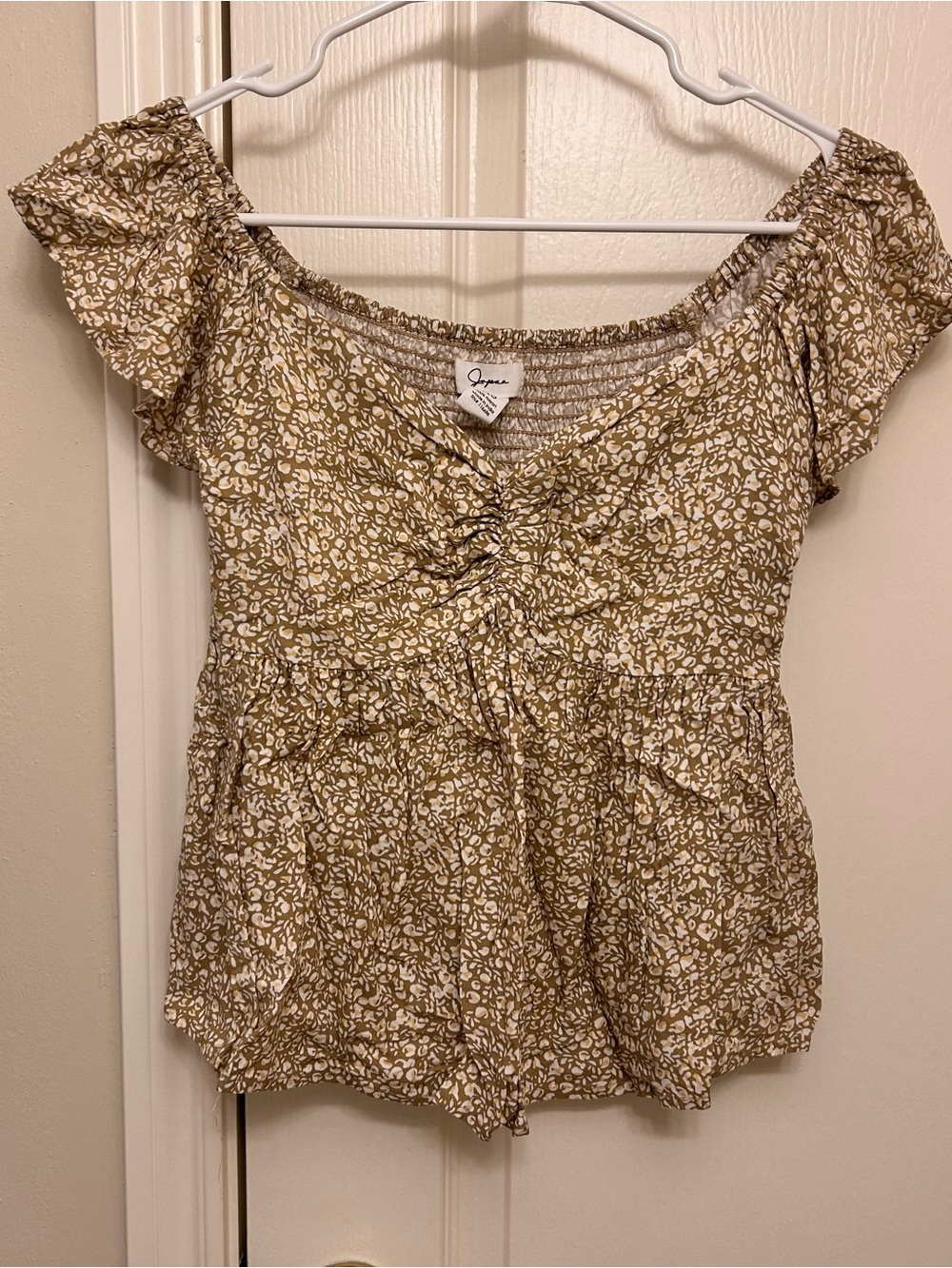 Japna Tan Floral Ruffled crop blouse extra small XS